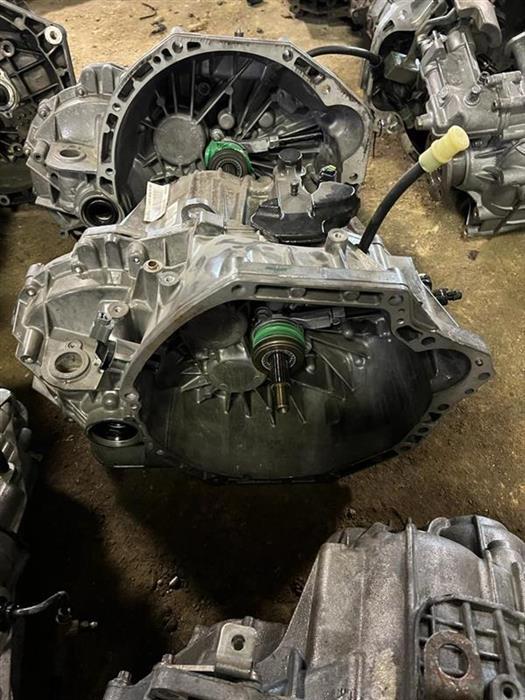 Cutie de viteze Opel Vivaro 1.6 bi-turbo PF 6050